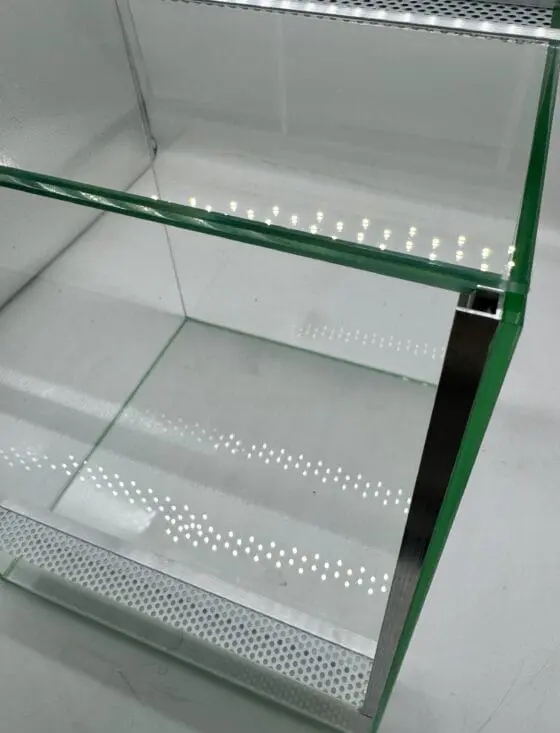 Terrarium pionowe gilotyna z wentylacją - obrazek 6
