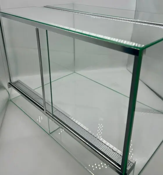 Terrarium dla gadów z wentylacją szyba przesuwna 60x40x40 - obrazek 6