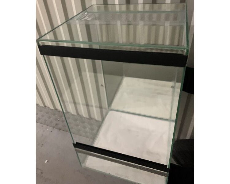 Terrarium szklane wysokie