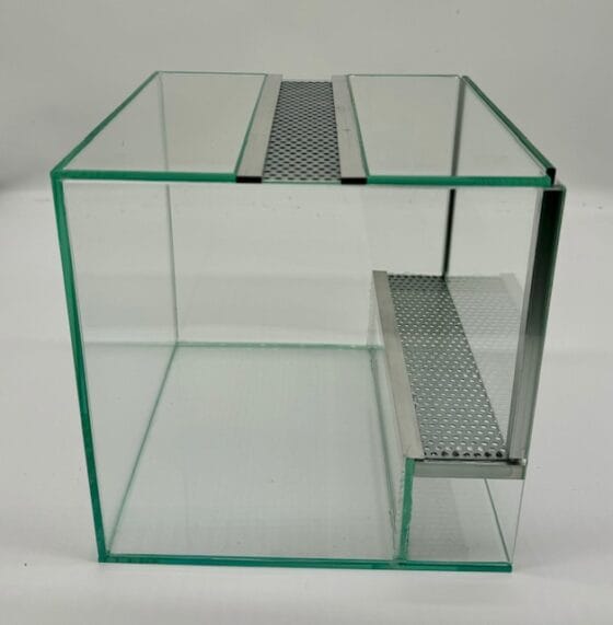 Nano terrarium dla pająka gilotyna z wentylacją 20x20x20 - obrazek 3